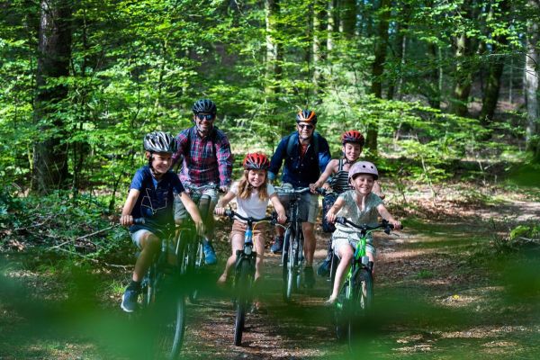 10 activités mémorables pour un séjour en famille en Corrèze